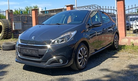 Peugeot 208 1.6eHDI Panoram
