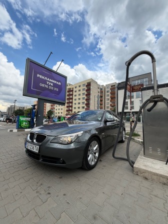 BMW 525