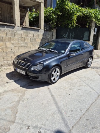 Mercedes-Benz C 220 2.2