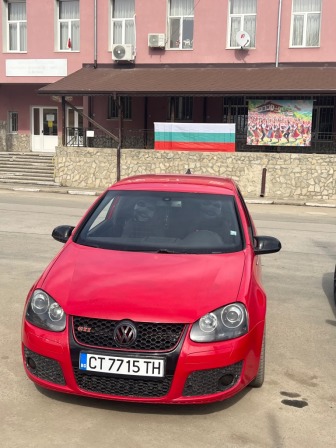 VW Golf