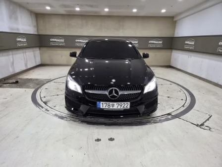 Mercedes-Benz CLA 250 4Matic Amg