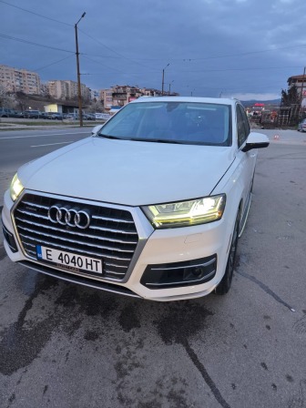 Audi Q7 3.0