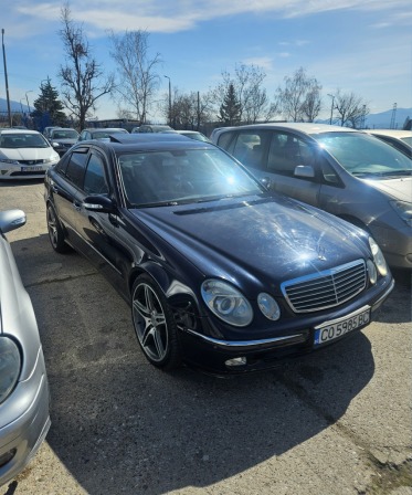 Mercedes-Benz E 320 320