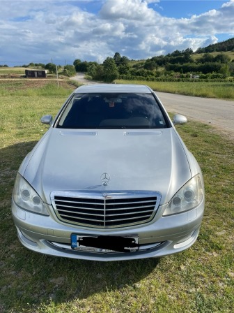 Mercedes-Benz S 550