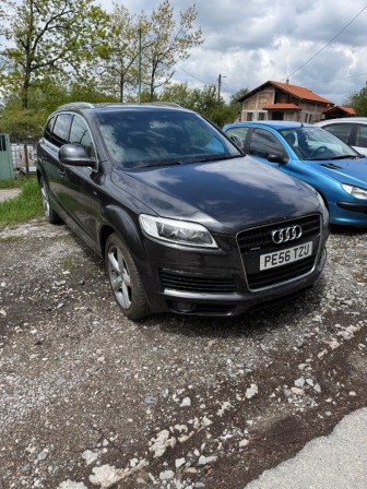 Audi Q7 3.0tdi 7Местен