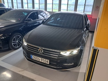 VW Passat