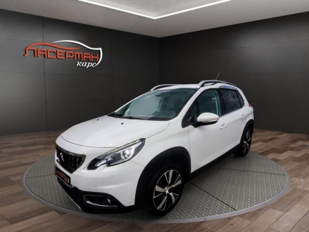 Peugeot 2008 1.2i ALLURE