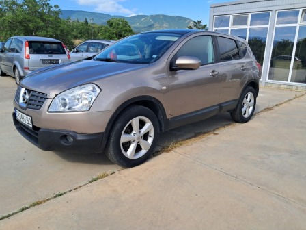 Nissan Qashqai 2.0i газ автома