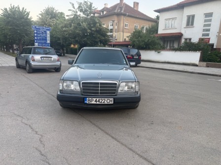 Mercedes-Benz 124 2.5