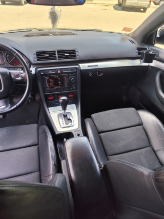Audi A4 Avant 3.2fsi