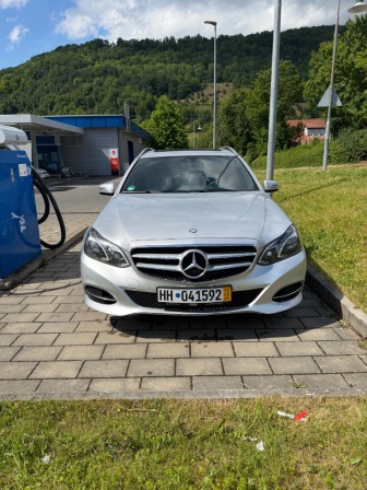 Mercedes-Benz E 220 2.2 Avantgarde