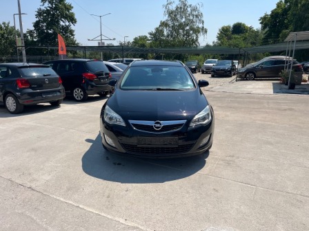 Opel Astra SPORTS TOURER