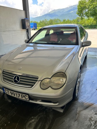 Mercedes-Benz C 180