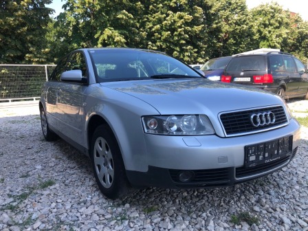Audi A4 1.6 БЕНЗИН