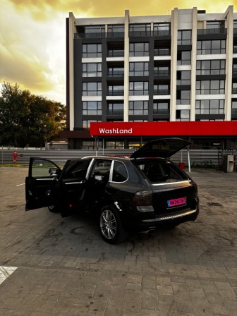 Porsche Cayenne 3.2 v6