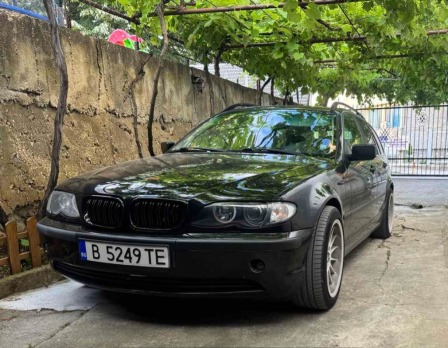 BMW 323 2.0i