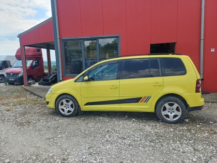VW Touran 1,6i, ГАЗ