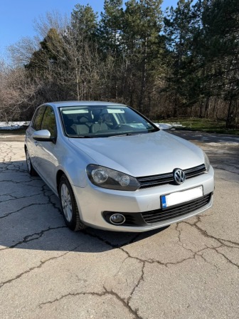 VW Golf 1.6