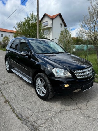 Mercedes-Benz ML 320 4-MATIC Offroad