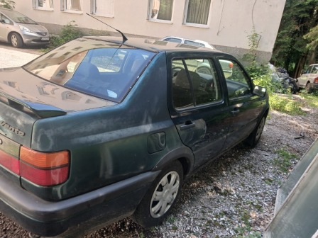 VW Vento 1.8,.90