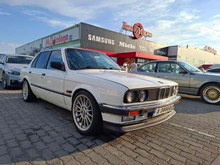 BMW 328 328i E30