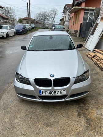 BMW 320