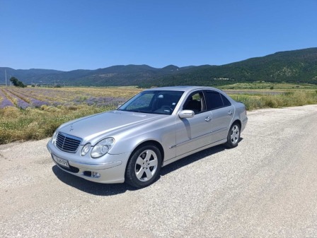 Mercedes-Benz E 270 2.7 кожа