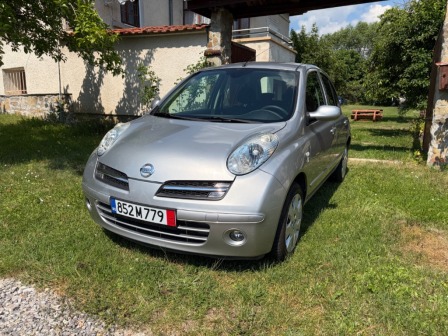 Nissan Micra 1.4i Автоматик