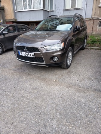 Mitsubishi Outlander 2.2 дци
