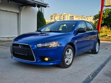 Mitsubishi Lancer 1.5 i 110KC