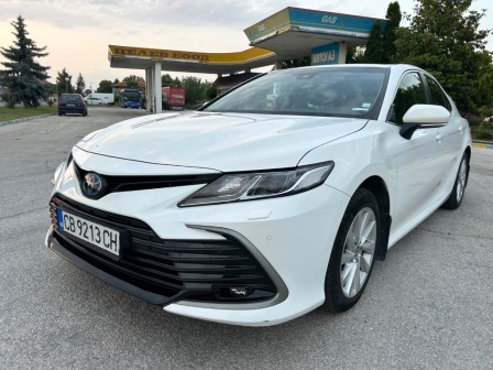 Toyota Camry 2.5 HYBRID