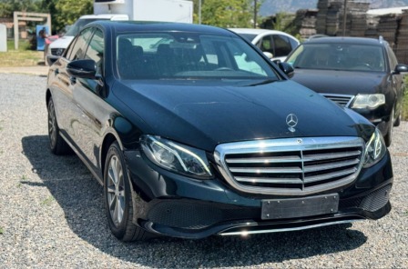 Mercedes-Benz E 220 W213