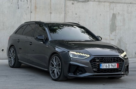 Audi A4 20TDi 190S-Line