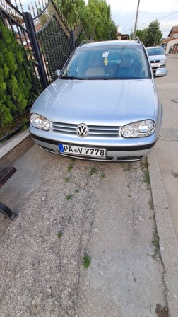 VW Golf 1.6