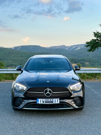 Mercedes-Benz E 300 AMG Line