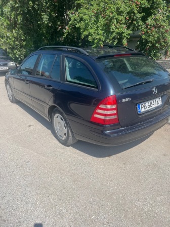 Mercedes-Benz C 220 2.2