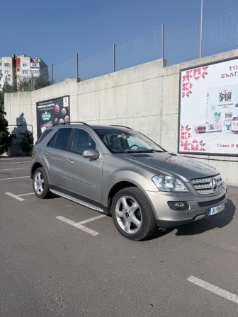 Mercedes-Benz ML 320 3.0
