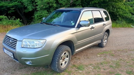 Subaru Forester 2.0i --158k.c
