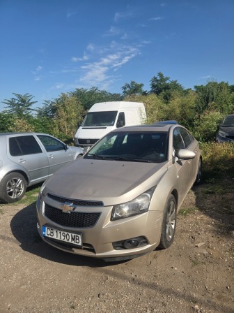 Chevrolet Cruze 1.8 с газово