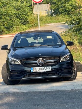 Mercedes-Benz CLA 45 AMG