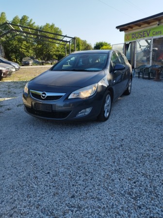 Opel Astra 1.7 кб 110 кс