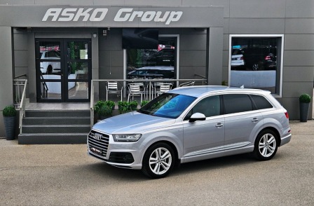 Audi Q7 S-LINE*7MES/TV