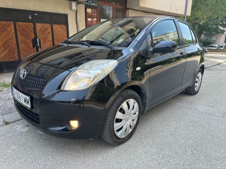 Toyota Yaris 1.3-БЕНЗИН