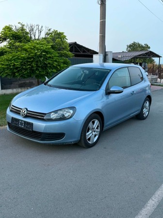 VW Golf 1.6