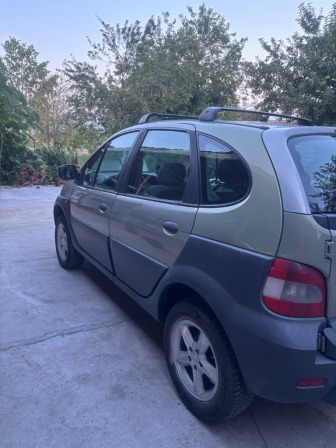 Renault Scenic 1.9 d