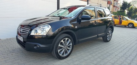 Nissan Qashqai+2 /2.0i /6+1/