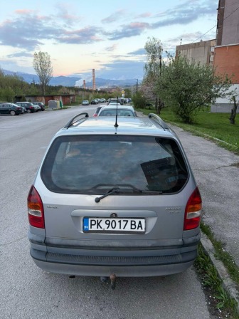 Opel Zafira 2.0