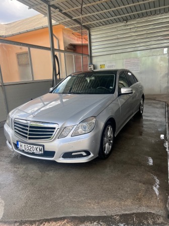 Mercedes-Benz E 220