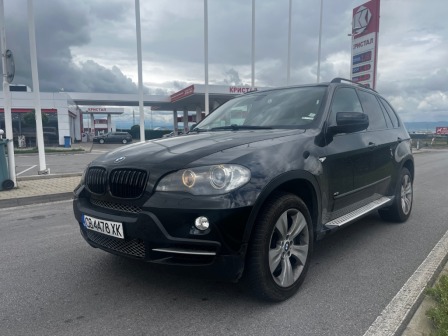 BMW X5 4.8