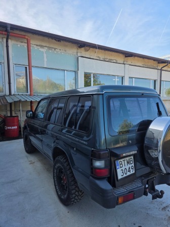 Mitsubishi Pajero 2.5 кубатура